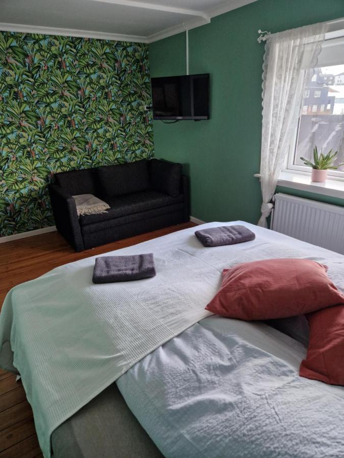 Guesthouse Hugo Sørvágur Εξωτερικό φωτογραφία